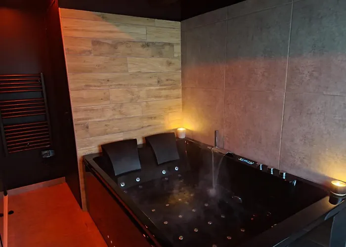 公寓 Emeraude - Piece Secrete En Option